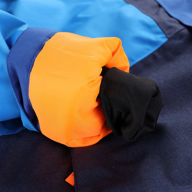 Men Wearing Sportswear For Winter factory